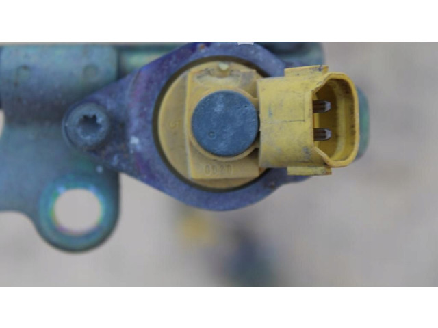 Форсунка 17522AA832    Subaru Forester SG   