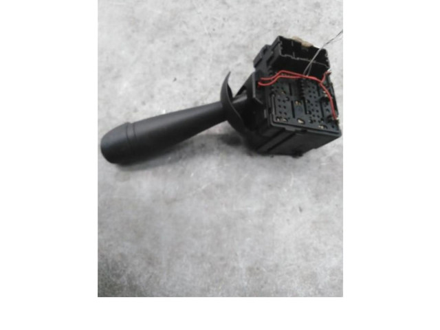 Ручка стеклоочистителей 8201168008 Dacia Sandero