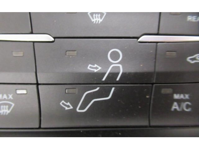 Блок управления климат-контролем    Ford Kuga II