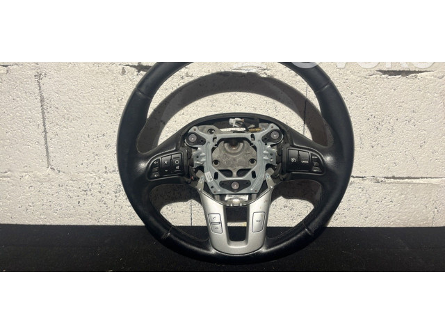 Руль KIA Ceed  2006 - 2012 года 561101H190EQ      