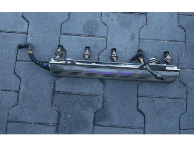 Vstřikovací lišta Volvo S80