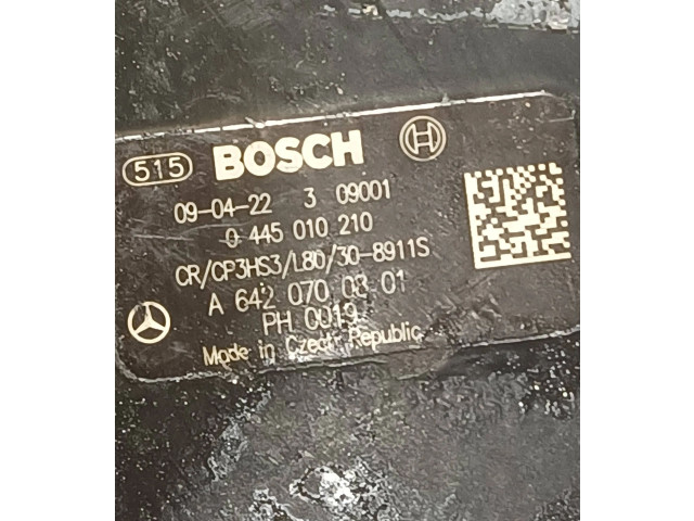 Vstřikovací čerpadlo A6420700801, 0445010210   Mercedes-Benz E C207 W207    Om642 