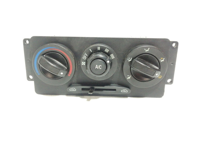 Модуль блока управления кондиционером    KIA Rio