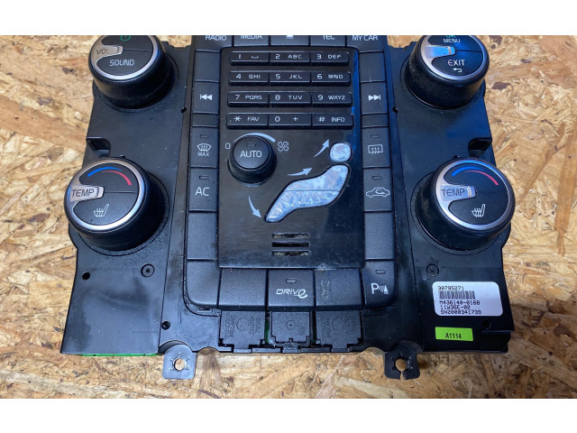 Блок управления климат-контролем 30795271, SN2000341739   Volvo V70