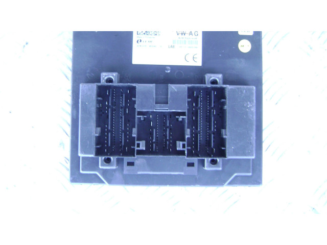 Блок комфорта 6C0937089C Skoda Rapid (NH)