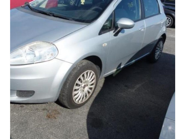 Блок АБС 71748625   Fiat  Grande Punto   -  года