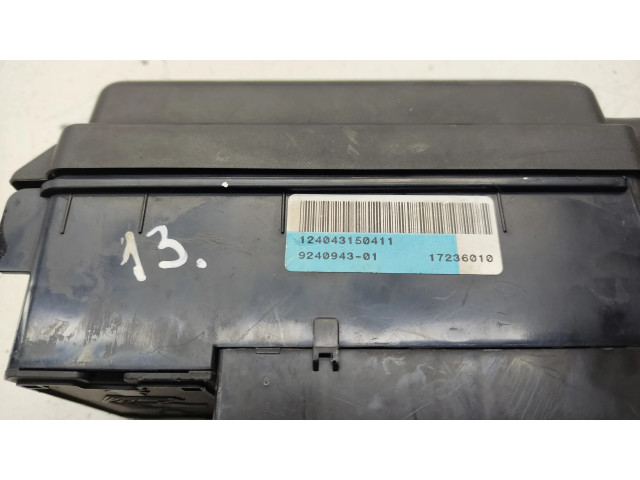 Блок предохранителей 9240943 Mini Cooper Countryman R60