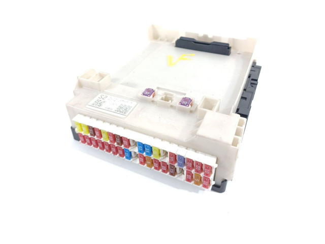 Pojistková skříňka Řídící jednotka BSM 827301A020 Toyota Corolla E160 E170 2023