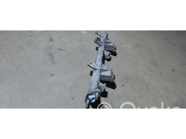 Vstřikovací lišta Hyundai Getz pro benzínový motor 1.1