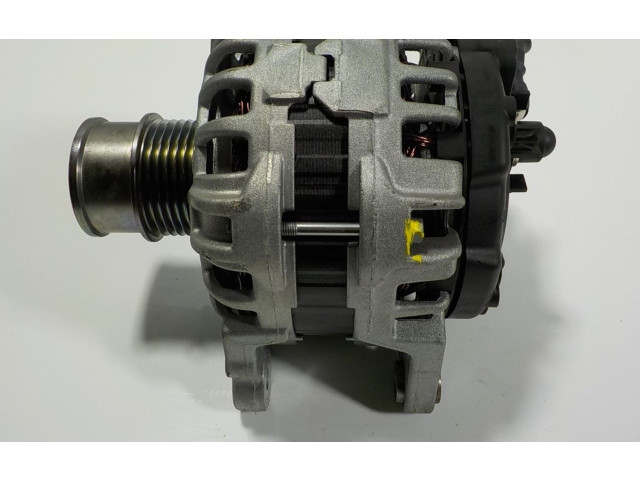 Генератор 04E903015A, 04E903015A Audi A1