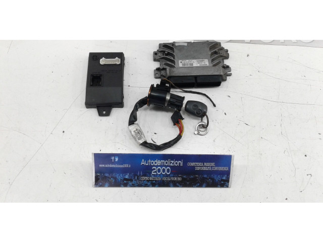 Комплект блоков управления Dacia Sandero