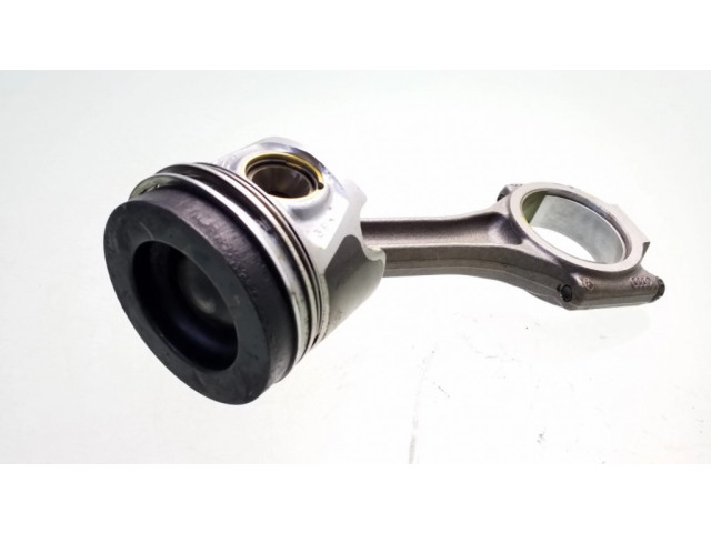 Píst N57, 038J Audi A4 S4 B8 8K pro naftový motor 2.0 cgl