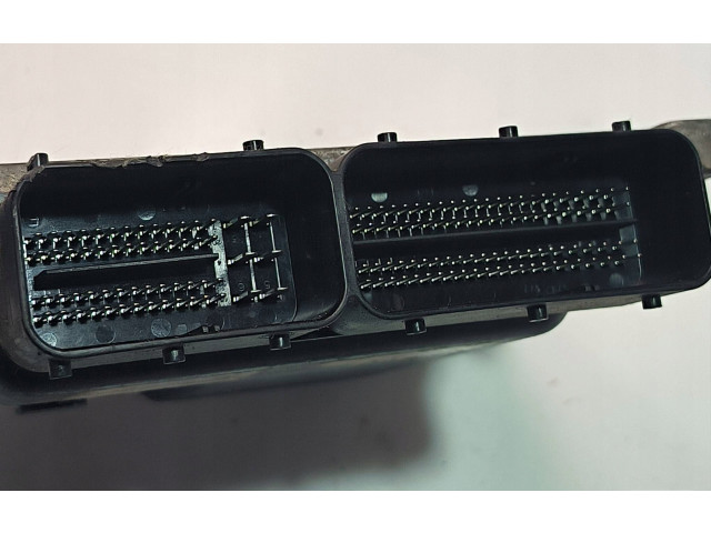 Блок управления двигателем ECU