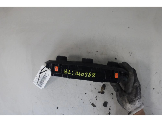 Блок управления климат-контролем    Jeep Renegade