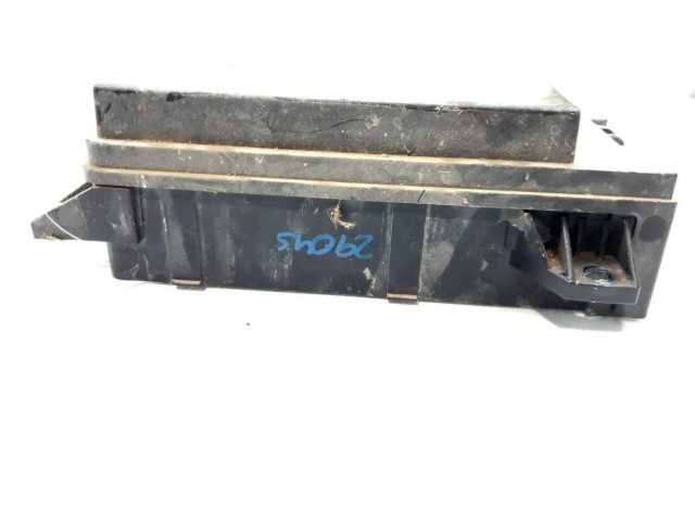 Турбина Блок предохранителей KIA Sorento 911613E010