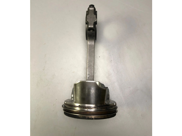 Поршень 12714549, 12656875 Chevrolet Camaro