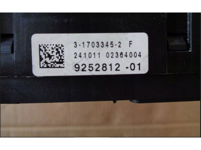   Pojistková skříňka 1703345   BMW 7 F01 F02 F03 F04 2009