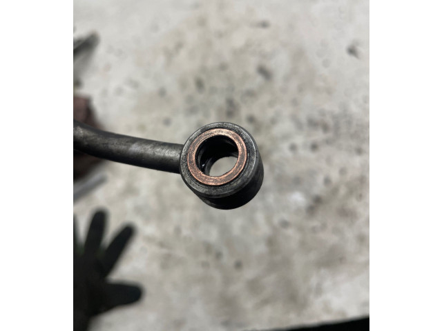 Vstřikovací lišta 82008846450   Nissan Navara D40    V9X 