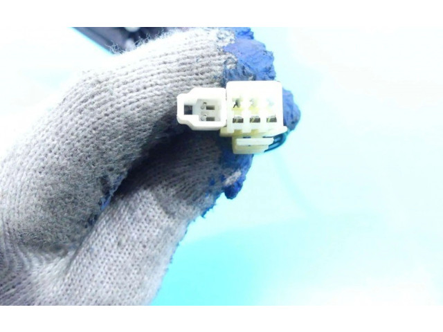 Зеркало электрическое        Subaru Forester SF  2000 - 2003 года   