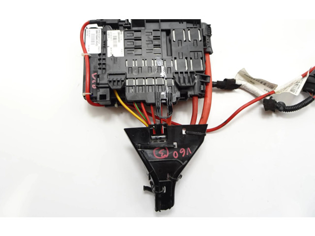 Pojistková skříňka 30659092, 08676940 Volvo V60 2011