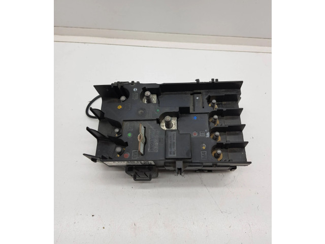 Pojistková skříňka A2225402350, P00105433 Mercede-Benz S W222 2014