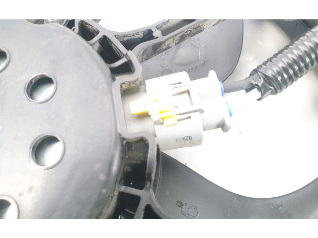 Вентилятор радиатора     214810845R, J0-1365J    Renault Clio V 