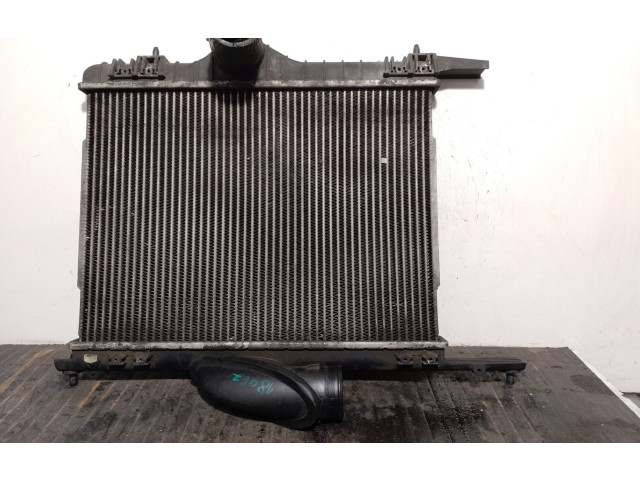 Интеркулер M613906 Mitsubishi Carisma