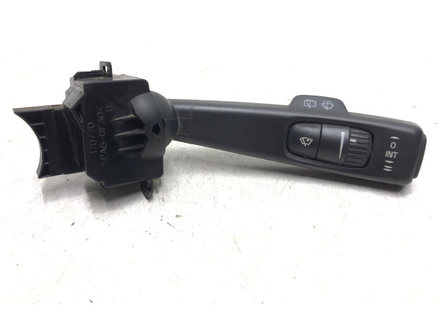 Ручка стеклоочистителей 17D770   Volvo V50