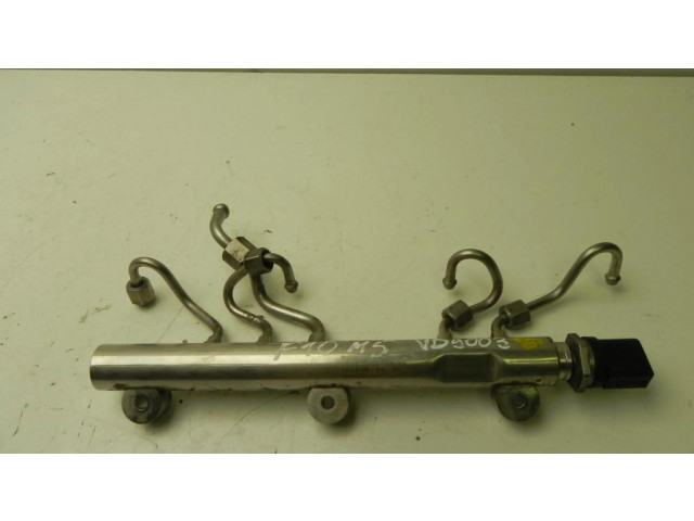 Vstřikovací lišta 7642156, VD9003 BMW 5 F10 F11