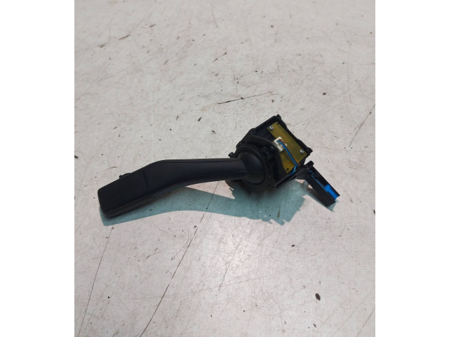 Ручка стеклоочистителей 1K0953519, 01203504 Volkswagen Caddy