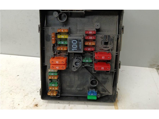   Pojistková skříňka 1K0937125A, 0090012   Volkswagen Tiguan 2007