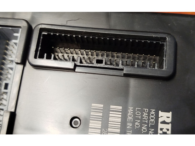 Блок комфорта 284B12466R, BR001   Renault Trafic III (X82)   