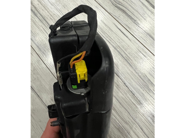 Подушка безопасности в сиденье Peugeot 2008 I