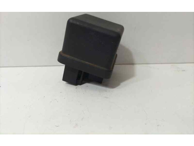 Pojistková skříňka TD27T, 83067 Nissan Terrano 2002