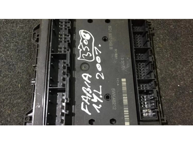 Блок комфорта 6q1937049b, 5wk48212 Skoda Fabia Mk1 (6Y)