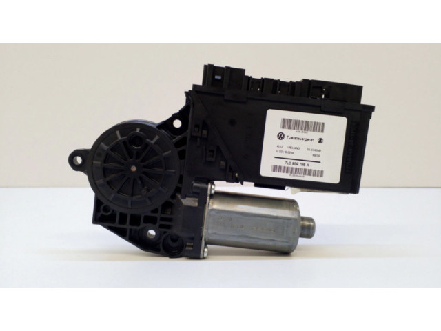 Задний двигатель механизма для подъема окон