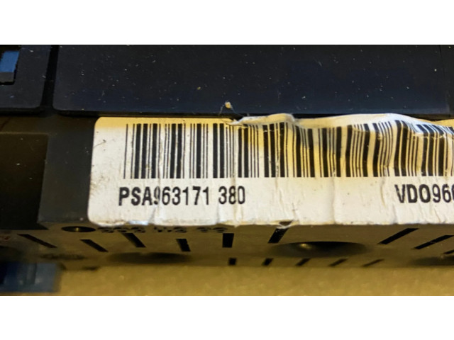 Панель приборов 963171380 Citroen Xsara Picasso