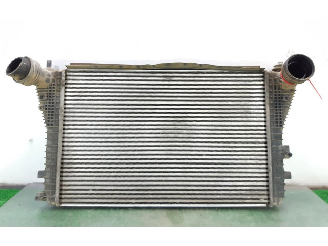 Интеркулер  1K0145803L   Skoda Octavia Mk2 (1Z) 