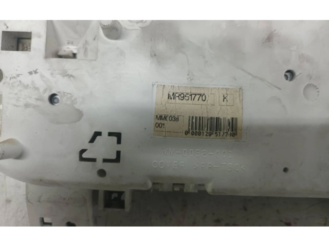 Панель приборов MR951770, CUADROINSTRUMENTOS Mitsubishi Colt CZ3