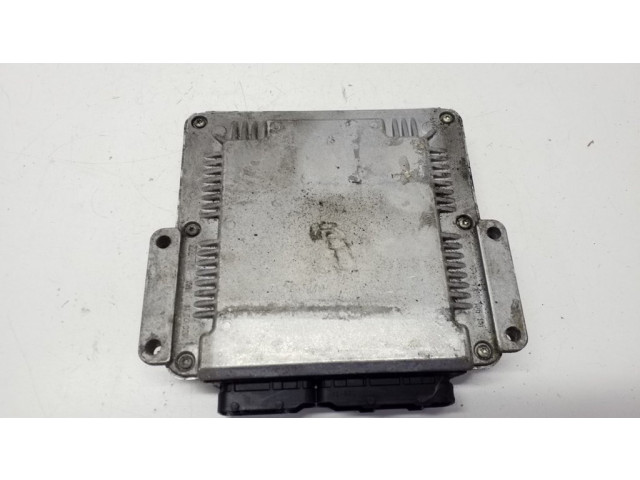 Блок управления двигателя 0281011279, P56044299AD Jeep Cherokee