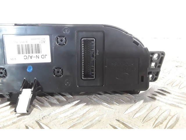 Блок управления кондиционера воздуха / климата/ печки (в салоне) 97250A2400 KIA Ceed