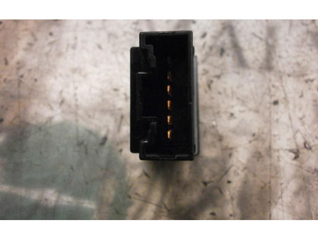 Блок управления 9541027000 Hyundai Coupe