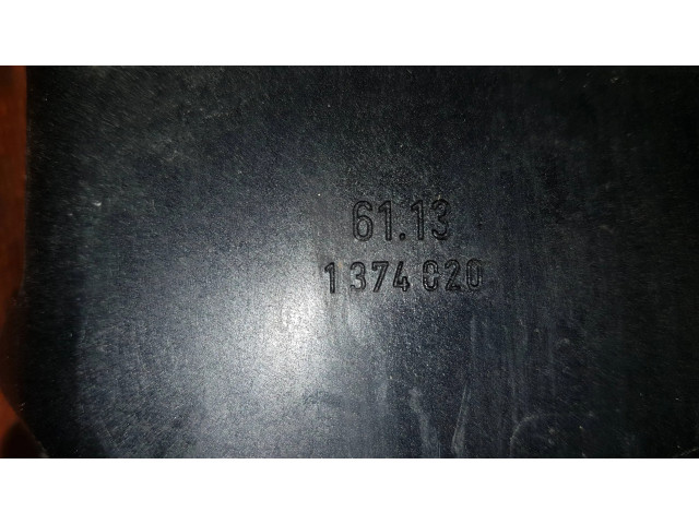 Pojistková skříňka 61131374820, 61131374129 BMW 5 E34 1990