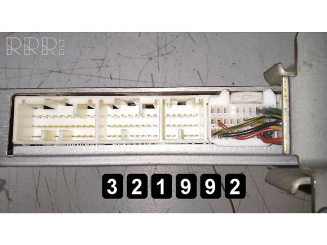 Řídící jednotka 8966105431 Toyota Avensis T220 2000