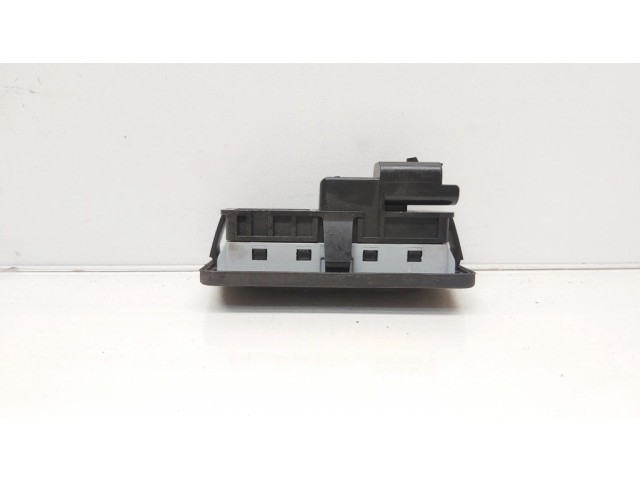 Ручка задней крышки