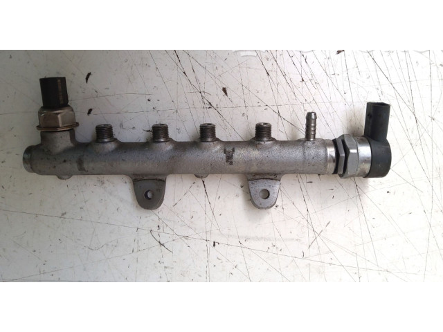 Vstřikovací lišta 04B130093   Seat Ibiza IV (6J,6P)     