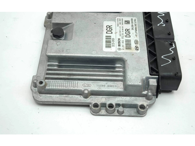 Turbodmychadlo Блок управления двигателя 391502A930, EDC17C57 KIA Optima