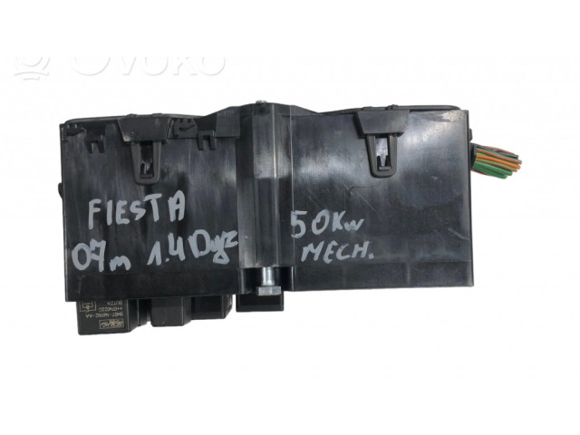 Блок предохранителей 6S6T14401APG, 6S6T14B324BC Ford Fiesta