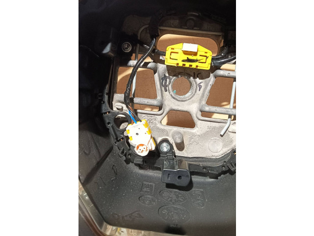 Руль Peugeot 2008 II 2019 - года 98546458ZD