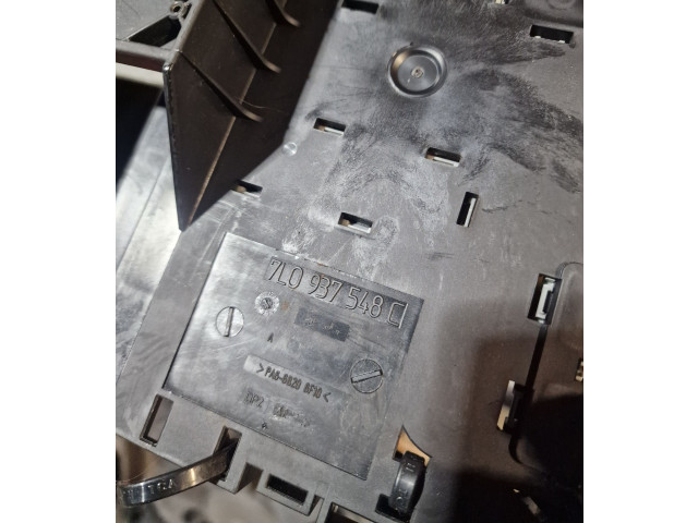   Pojistková skříňka 4H0907357A, 01017801AD   Audi A8 S8 D4 4H 2011